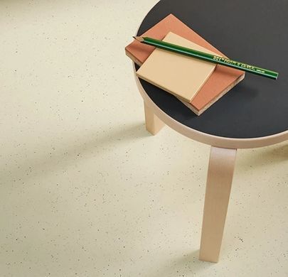 Forbo Marmoleum Solid Cocoa 3584 white chocolate white chocolate