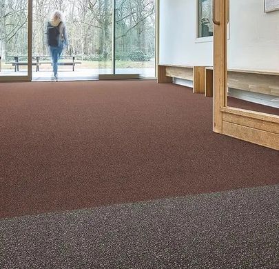 Входная система Forbo Coral у плитках 4764 taupe Taupe