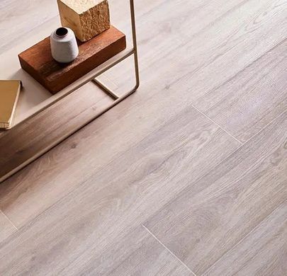 Forbo Eternal de Luxe Compact 2858/28582 whitewashed oak whitewashed oak
