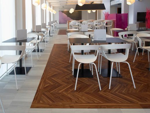 Amtico Signature Wood Wild Walnut AR0W7620 Wild Walnut